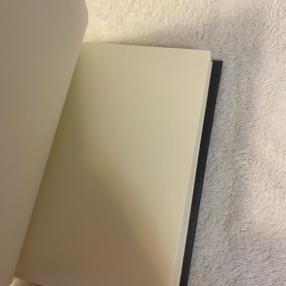 Rebel Arts Blank Hard Cover Notebook, Journal, Sketchbook. Shepard Fairey. Gray - Picture 6 of 7